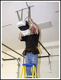 United Garage Door Service Chicago, IL 773-800-2998